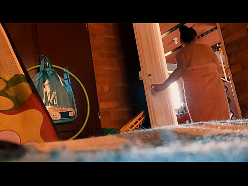 ❤️ Mamang kuring nuturkeun kuring kana pancuran, anjeunna bangsat kuring bari kuring mandi. ️❌ porno geulis di urang ❌️